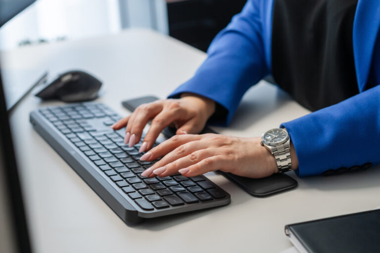 Arbeit bei Trevia Treuhand in Zürich an der Buchhaltung